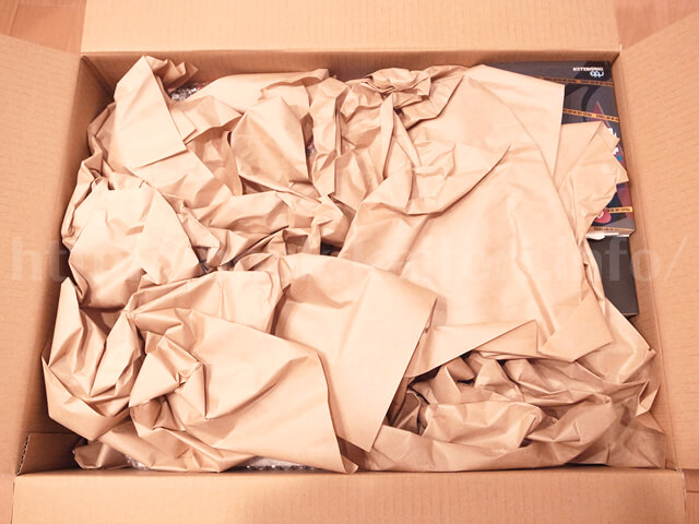 ダンボール開封