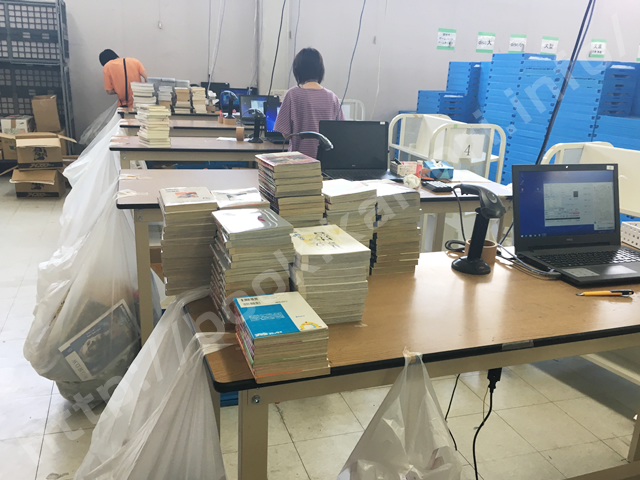 バリューブックスの査定スペース